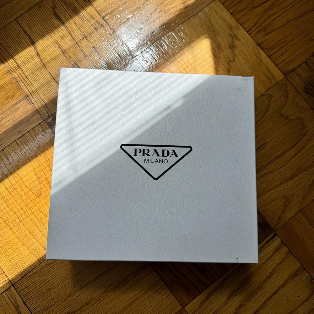 PRADA // RUBBER ANKLE RAIN BOOT - Picture 2 of 8